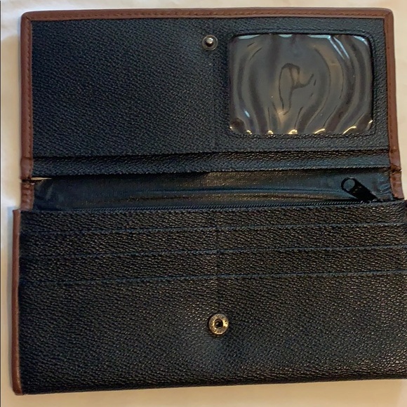 Wallet - Picture 3 of 9